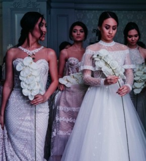 Backstage Bridal Fashion Day на Свадебной феерии 2019: за минуту до выхода на подиум Backstage Bridal Fashion Day на Свадебной феерии 2019: за минуту до выхода на подиум